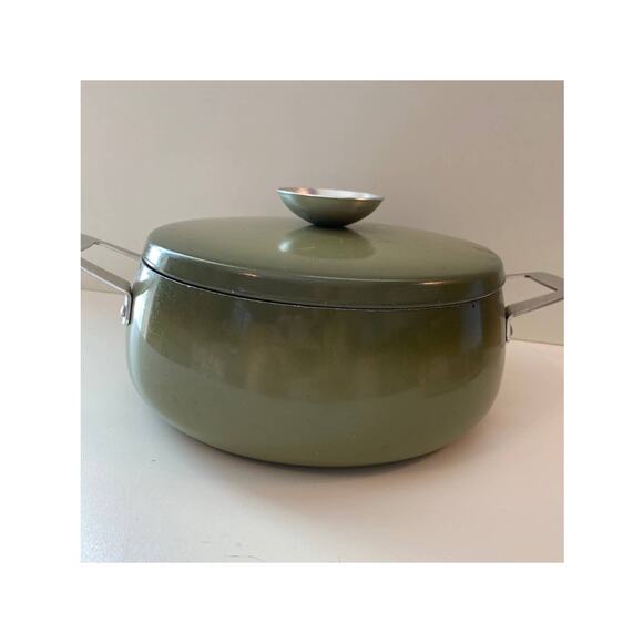 Vintage MCM Green Regal Ware nonstick dutch oven aluminum w lid and handles - Picture 5 of 11